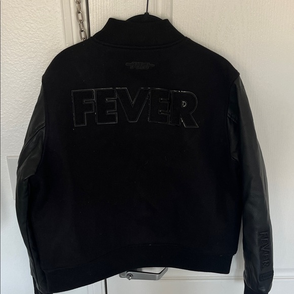 WNBA Black Varsity Jacket with Leather Sleeves Indiana Fever - Picture 8 of 8